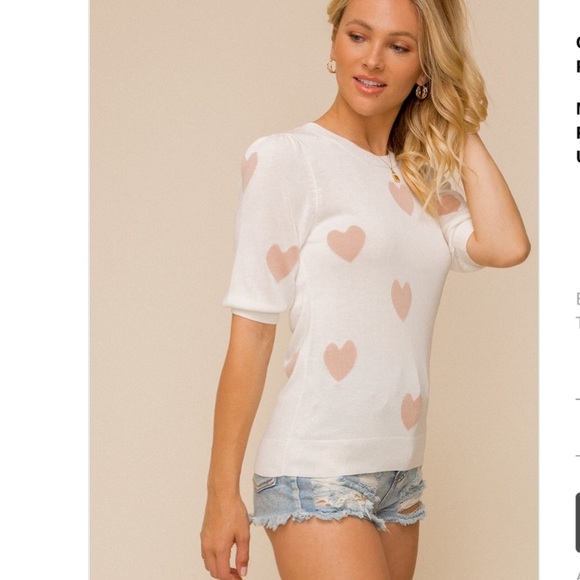 Heart Short Sleeve Sweater - Picture 6 of 11